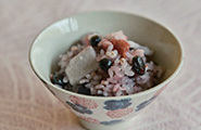005 里芋入り黒豆ごはん